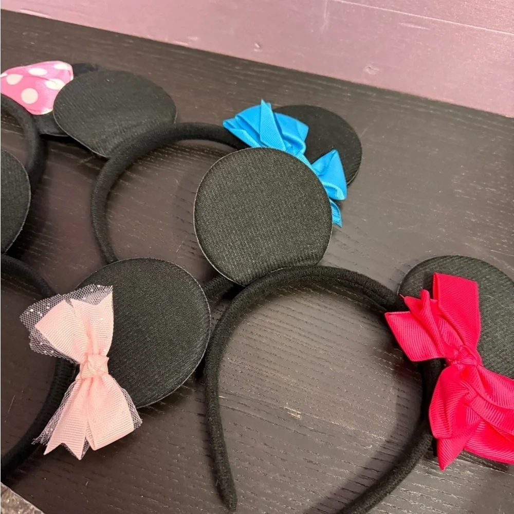 Set of Mouse Ear Headbands with Bows, Minnie Party Cake & Cupcake decorations